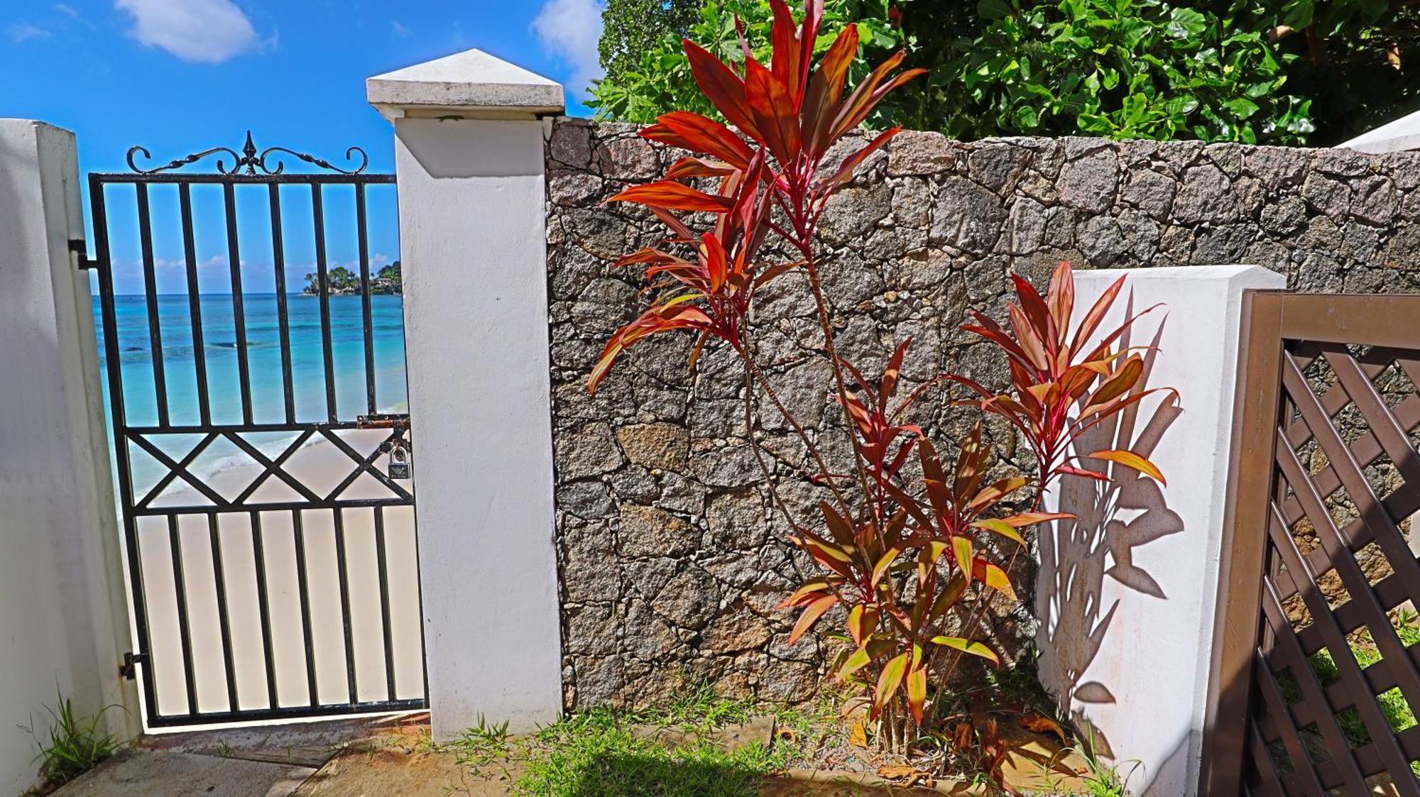 Beach View Villa - Beauvallon Villas Бо-Валлон Екстер'єр фото