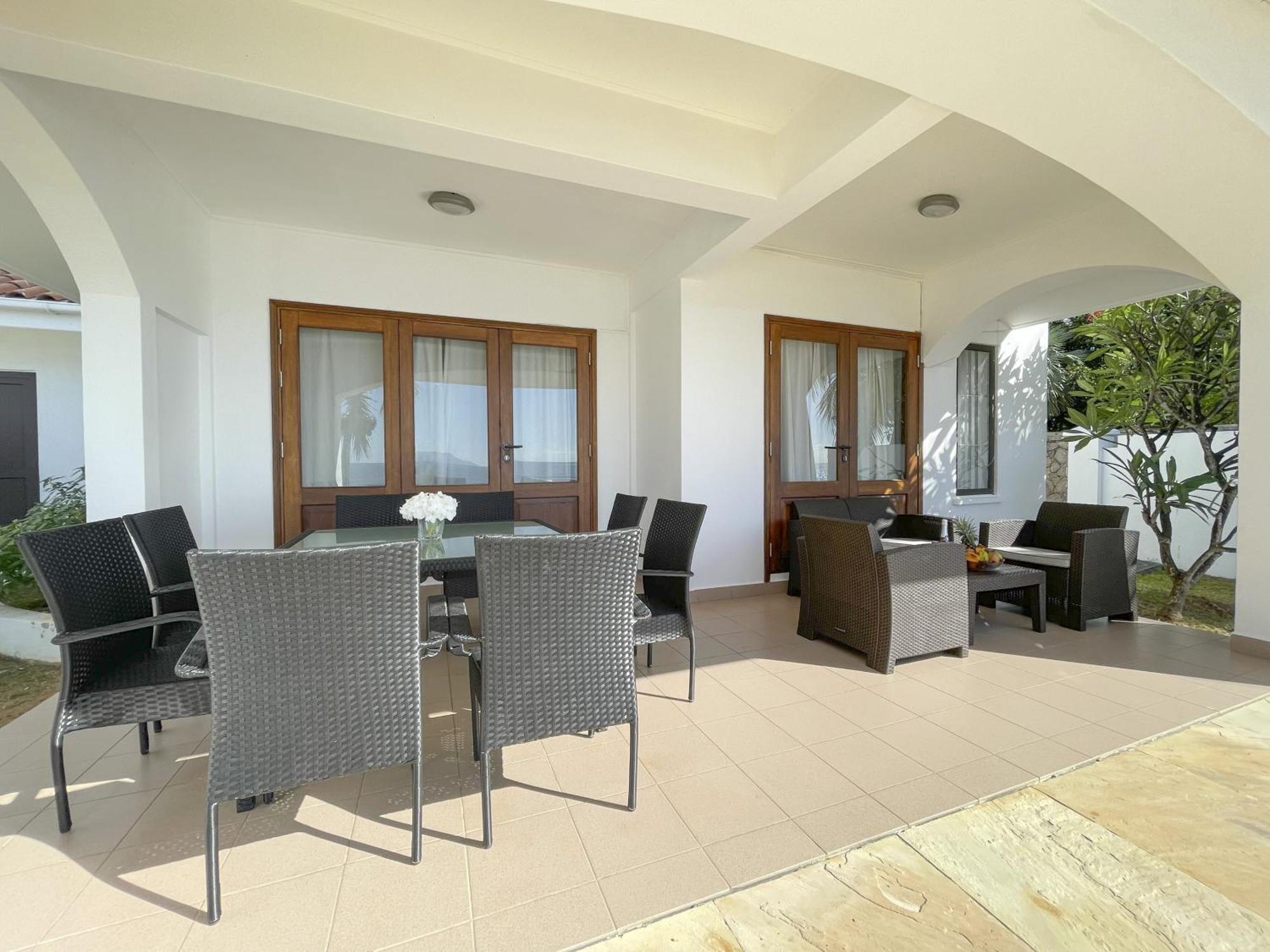 Beach View Villa - Beauvallon Villas Бо-Валлон Екстер'єр фото