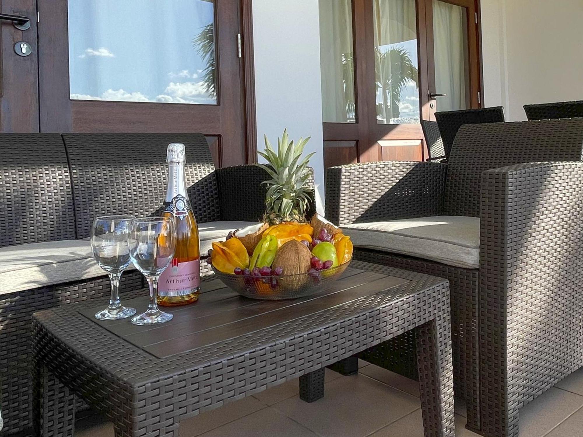 Beach View Villa - Beauvallon Villas Бо-Валлон Екстер'єр фото